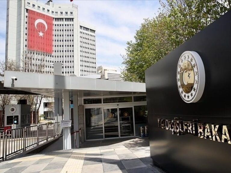 تركيا تُدين تفجير مقهى في دمشق وتجدد تضامنها مع الشعب السوري تركيا تُدين تفجير مقهى في دمشق وتجدد تضامنها مع الشعب السوري
