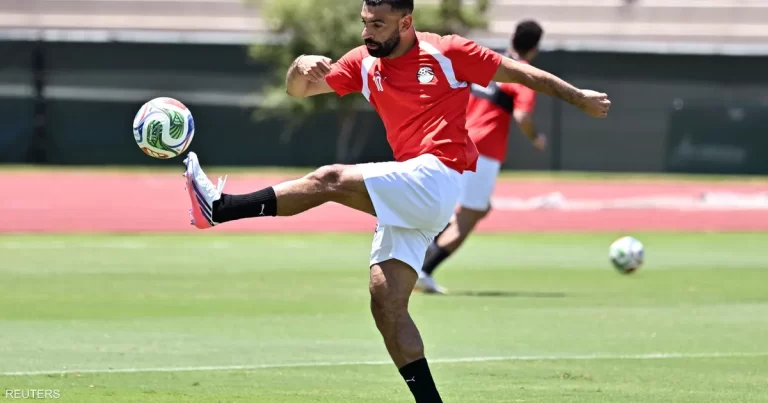 شكوك حول مشاركة صلاح في مباراة مصر أمام أستراليا وحسام حسن يؤكد: “لن أجازف” شكوك حول مشاركة صلاح في مباراة مصر أمام أستراليا وحسام حسن يؤكد: "لن أجازف"