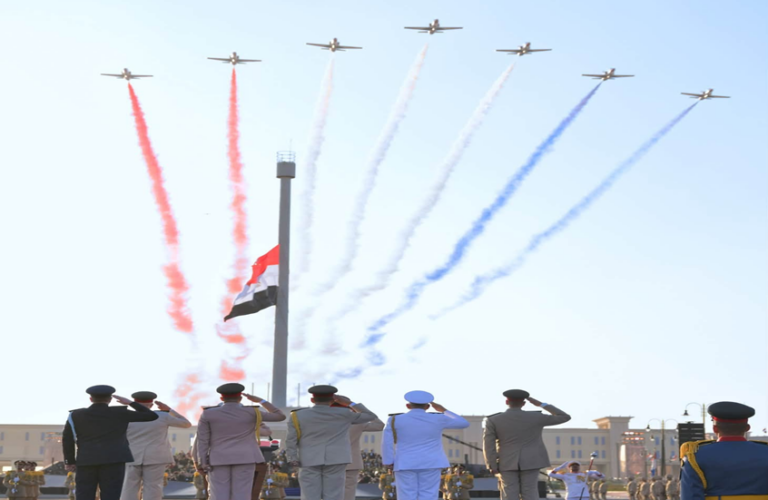 مصدر مصري: الاستعراض العسكري يعكس قدرات مصر ويجب على إسرائيل أن تقلق مصدر مصري: الاستعراض العسكري يعكس قدرات مصر ويجب على إسرائيل أن تقلق