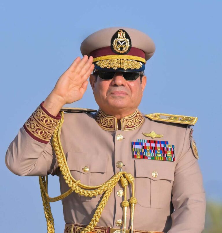 إسرائيل تعبر عن قلقها بعد ظهور السيسي في الزي العسكري وافتتاح مقر القيادة الاستراتيجية المصرية