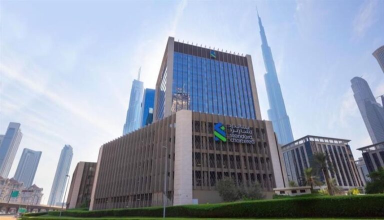 ستاندرد تشارترد يتوقع تسارع نمو الأعمال في الإمارات خلال 2026 ستاندرد تشارترد يتوقع تسارع نمو الأعمال في الإمارات خلال 2026