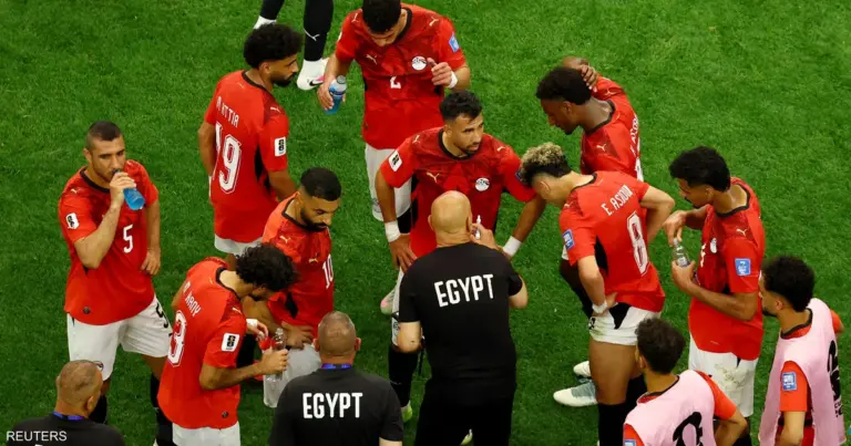 حسام حسن يشكر لاعبي منتخب مصر والجماهير بعد الخسارة أمام الأرجنتين في المونديال