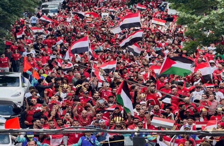 الخارجية المصرية تُثني على دعم الجمهور بعد خروج المنتخب من كأس العالم الخارجية المصرية تُثني على دعم الجمهور بعد خروج المنتخب من كأس العالم