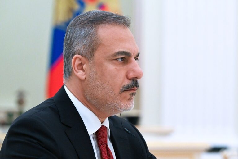 تركيا تدعو أوكرانيا لتأييد نتائج مباحثات أنكوراج في ألاسكا تركيا تدعو أوكرانيا لتأييد نتائج مباحثات أنكوراج في ألاسكا