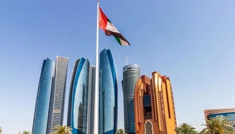 أبوظبي تعزز نموها الاقتصادي بتوسع صناعي وزيادة في شركات التكنولوجيا أبوظبي تعزز نموها الاقتصادي بتوسع صناعي وزيادة في شركات التكنولوجيا