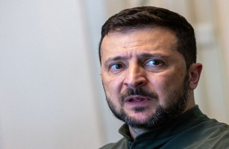 زيلينسكي يخطط لتعديل وزاري في الحكومة الأوكرانية زيلينسكي يخطط لتعديل وزاري في الحكومة الأوكرانية