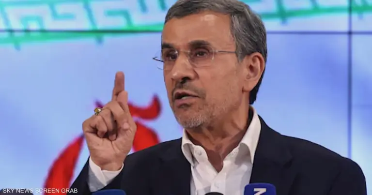 إسرائيل تجند رئيس إيران الأسبق أحمدي نجاد لزعامة محتملة في حال تغيير النظام إسرائيل تجند رئيس إيران الأسبق أحمدي نجاد لزعامة محتملة في حال تغيير النظام