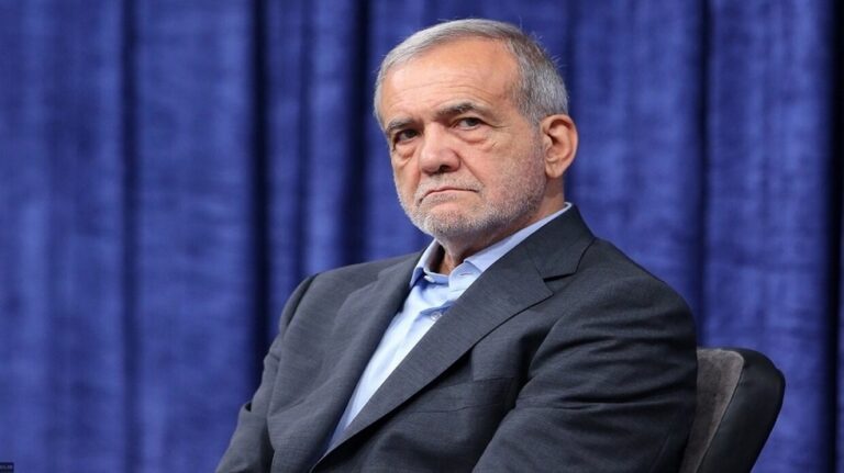 إيران: المرشد الأعلى الجديد يؤكد دعم تعزيز العلاقات مع روسيا إيران: المرشد الأعلى الجديد يؤكد دعم تعزيز العلاقات مع روسيا