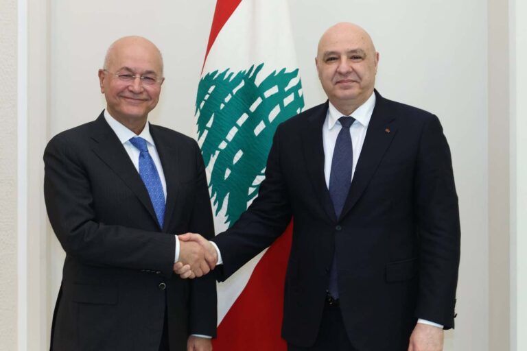 عون يتطلع لتحقيق خطوات عملية خلال مفاوضات روما بشأن انسحاب إسرائيل من لبنان عون يتطلع لتحقيق خطوات عملية خلال مفاوضات روما بشأن انسحاب إسرائيل من لبنان