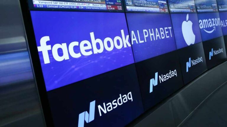 ارتفاع قيم Alphabet وAmazon وMicrosoft مع تباين في أسهم شركات التقنية الكبرى بعد نتائج الربع الأخير ارتفاع قيم Alphabet وAmazon وMicrosoft مع تباين في أسهم شركات التقنية الكبرى بعد نتائج الربع الأخير